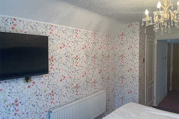 Bedroom painting and decorating